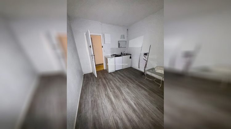 Ma-Cabane - Location Appartement La Celle-Saint-Cloud, 9 m²