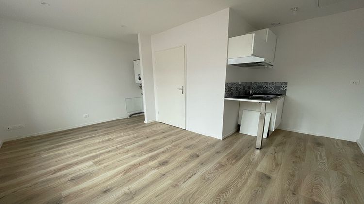 Ma-Cabane - Location Appartement LA CHAPELLE-D'ARMENTIERES, 15 m²