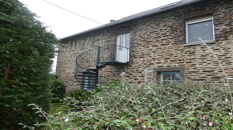 Ma-Cabane - Location Appartement LA CHAPELLE-DES-FOUGERETZ, 71 m²