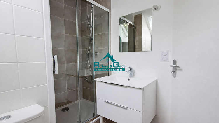 Ma-Cabane - Location Appartement LA CHAPELLE-DES-FOUGERETZ, 23 m²