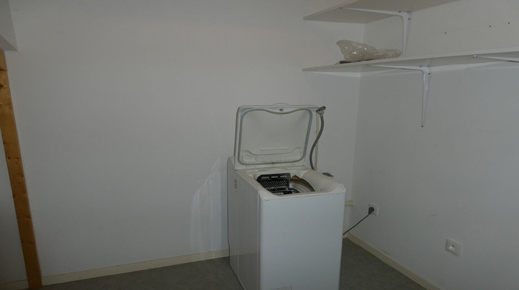 Ma-Cabane - Location Appartement LA CHAPELLE-DES-FOUGERETZ, 57 m²