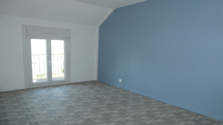 Ma-Cabane - Location Appartement LA CHAPELLE-DES-FOUGERETZ, 60 m²