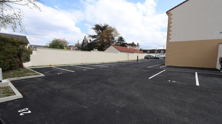 Ma-Cabane - Location Appartement LA CHAPELLE-SAINT-MESMIN, 64 m²