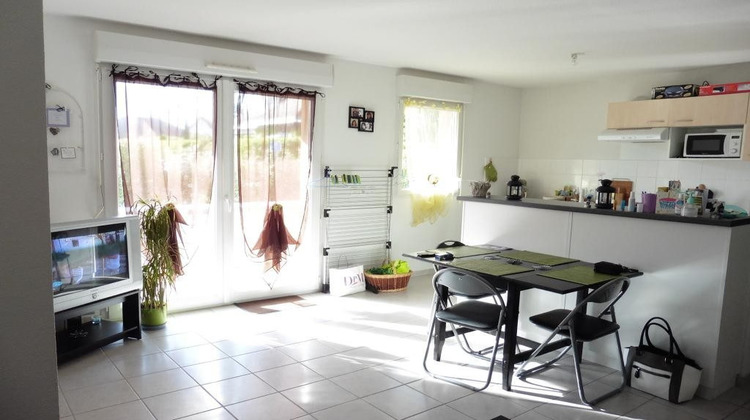 Ma-Cabane - Location Appartement La Chaussée-Saint-Victor, 43 m²