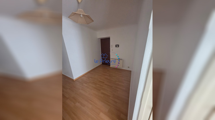 Ma-Cabane - Location Appartement La Clayette, 90 m²