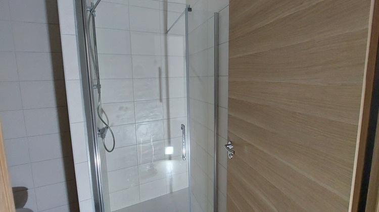 Ma-Cabane - Location Appartement LA CLUSE-ET-MIJOUX, 44 m²