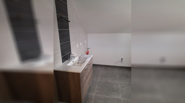 Ma-Cabane - Location Appartement LA CLUSE-ET-MIJOUX, 51 m²