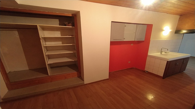 Ma-Cabane - Location Appartement LA CLUSE-ET-MIJOUX, 63 m²