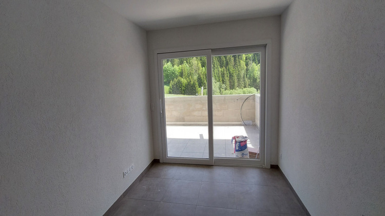 Ma-Cabane - Location Appartement LA CLUSE-ET-MIJOUX, 44 m²