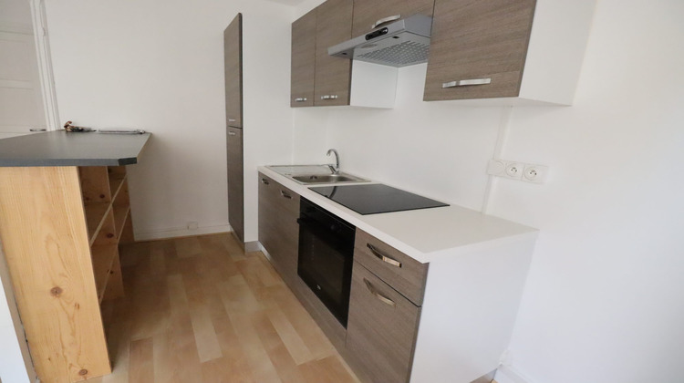 Ma-Cabane - Location Appartement La Côte-Saint-André, 26 m²