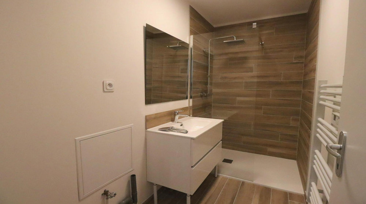 Ma-Cabane - Location Appartement La Côte-Saint-André, 52 m²