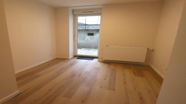 Ma-Cabane - Location Appartement La Côte-Saint-André, 52 m²