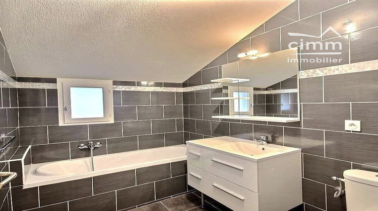 Ma-Cabane - Location Appartement La Côte-Saint-André, 50 m²