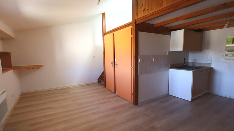Ma-Cabane - Location Appartement La Côte-Saint-André, 18 m²