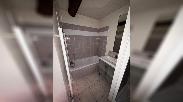 Ma-Cabane - Location Appartement La Côte-Saint-André, 60 m²