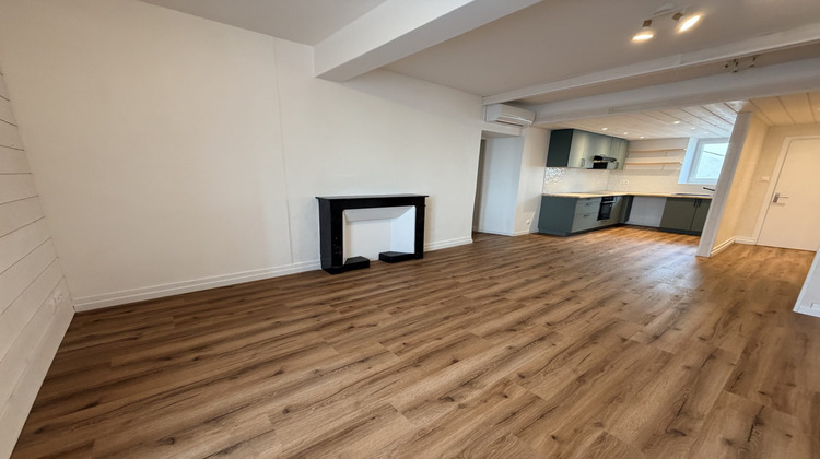 Ma-Cabane - Location Appartement La Côte-Saint-André, 80 m²