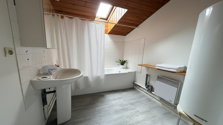Ma-Cabane - Location Appartement LA COTE ST ANDRE, 50 m²