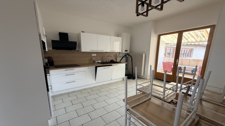 Ma-Cabane - Location Appartement LA COTE ST ANDRE, 118 m²