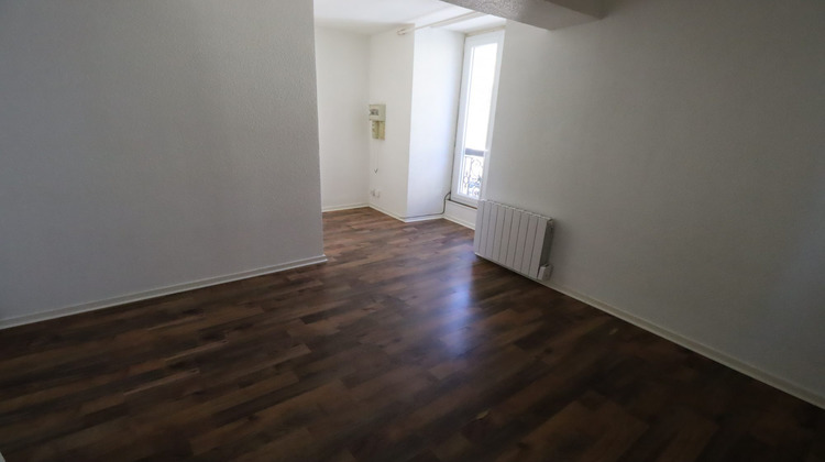 Ma-Cabane - Location Appartement LA COTE ST ANDRE, 23 m²