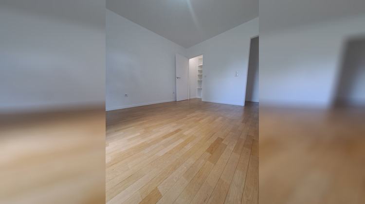 Ma-Cabane - Location Appartement LA COURNEUVE, 96 m²