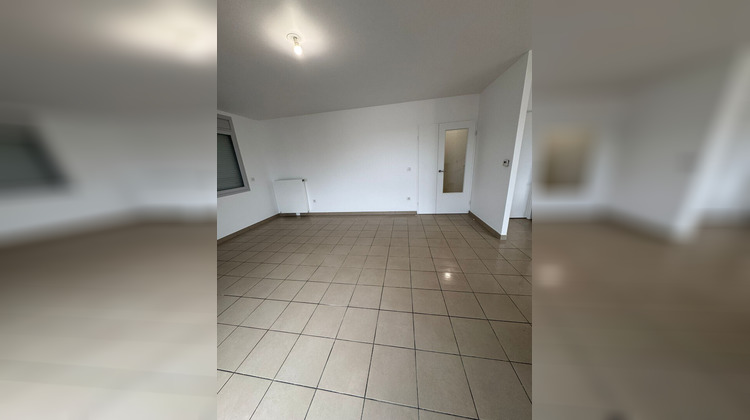 Ma-Cabane - Location Appartement LA COURNEUVE, 96 m²