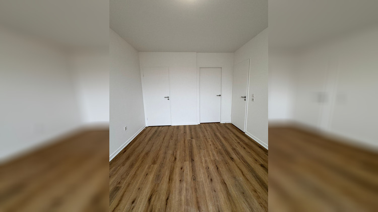 Ma-Cabane - Location Appartement LA COURNEUVE, 96 m²