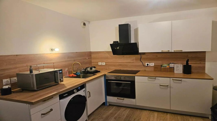Ma-Cabane - Location Appartement LA COURNEUVE, 50 m²