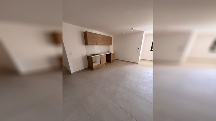 Ma-Cabane - Location Appartement LA DESTROUSSE, 56 m²