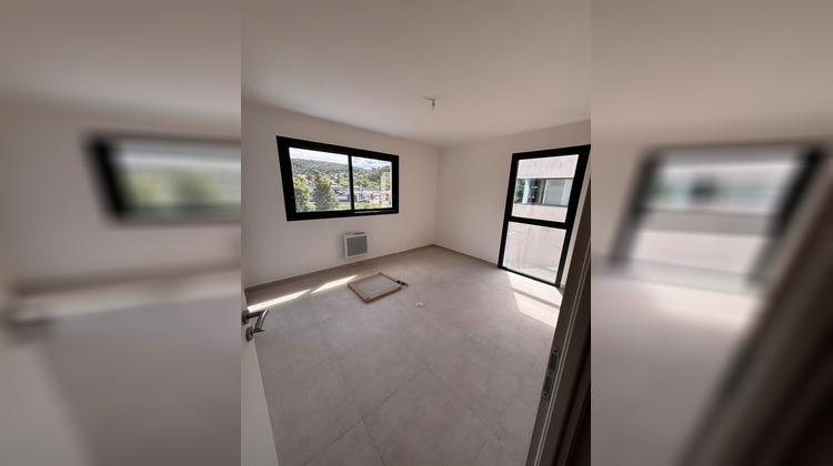 Ma-Cabane - Location Appartement LA DESTROUSSE, 56 m²