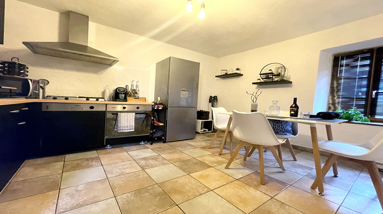Ma-Cabane - Location Appartement LA FARE-LES-OLIVIERS, 30 m²