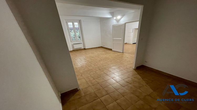Ma-Cabane - Location Appartement LA FARLEDE, 31 m²