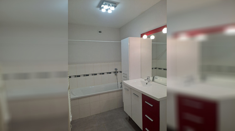 Ma-Cabane - Location Appartement LA FERTE-BERNARD, 100 m²