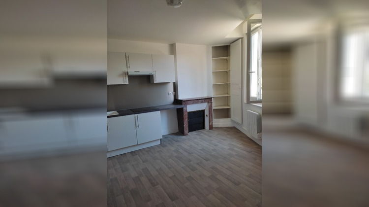 Ma-Cabane - Location Appartement LA FERTE-BERNARD, 35 m²