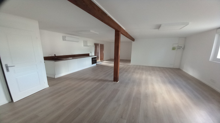 Ma-Cabane - Location Appartement La Ferté-Saint-Cyr, 64 m²