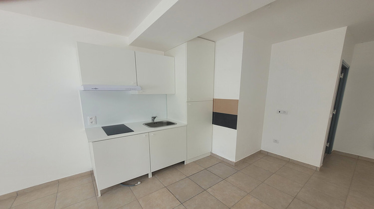 Ma-Cabane - Location Appartement LA FERTE-SOUS-JOUARRE, 28 m²