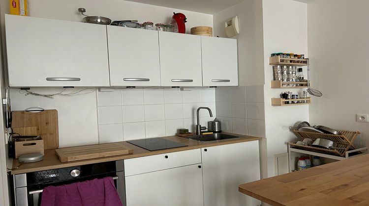 Ma-Cabane - Location Appartement LA GARENNE-COLOMBES, 39 m²