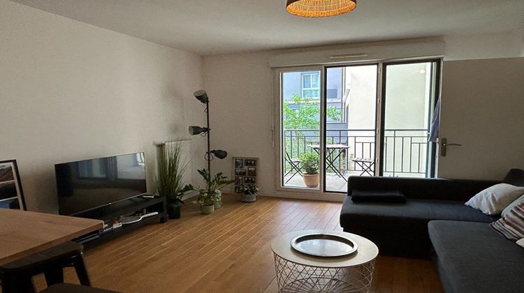 Ma-Cabane - Location Appartement LA GARENNE-COLOMBES, 39 m²