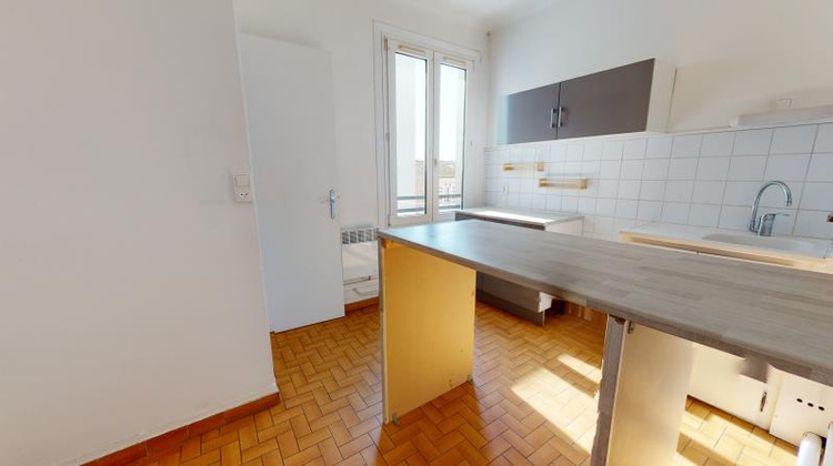 Ma-Cabane - Location Appartement LA GARENNE-COLOMBES, 50 m²