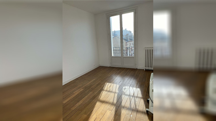Ma-Cabane - Location Appartement LA GARENNE-COLOMBES, 39 m²