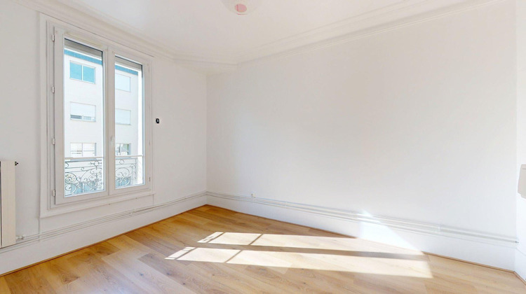 Ma-Cabane - Location Appartement LA GARENNE-COLOMBES, 42 m²