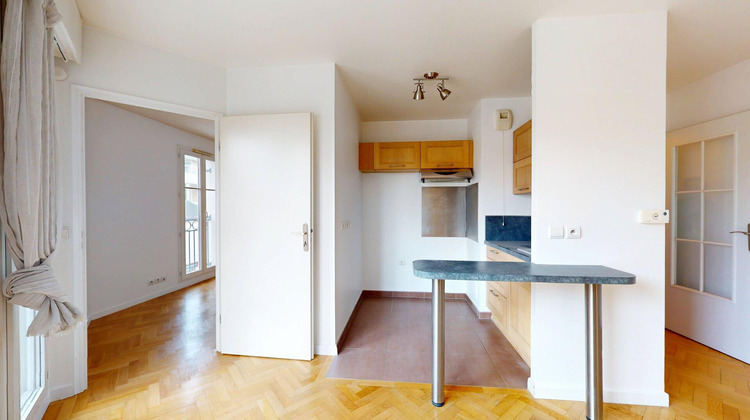Ma-Cabane - Location Appartement LA GARENNE-COLOMBES, 40 m²