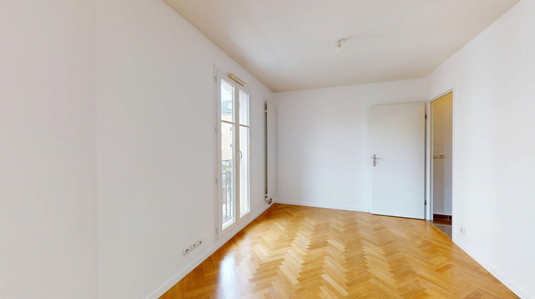 Ma-Cabane - Location Appartement LA GARENNE-COLOMBES, 40 m²