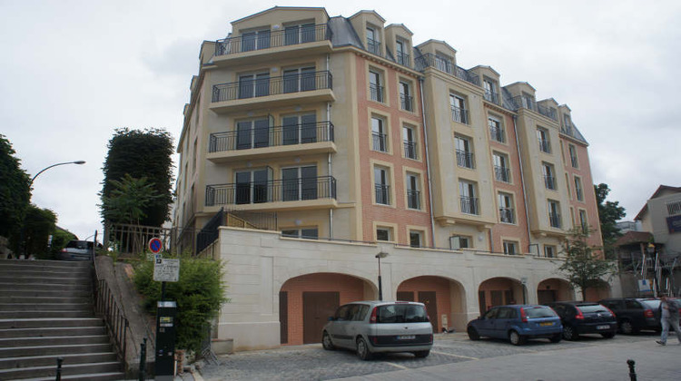 Ma-Cabane - Location Appartement LA GARENNE-COLOMBES, 27 m²
