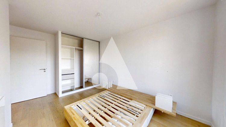 Ma-Cabane - Location Appartement LA GARENNE-COLOMBES, 79 m²