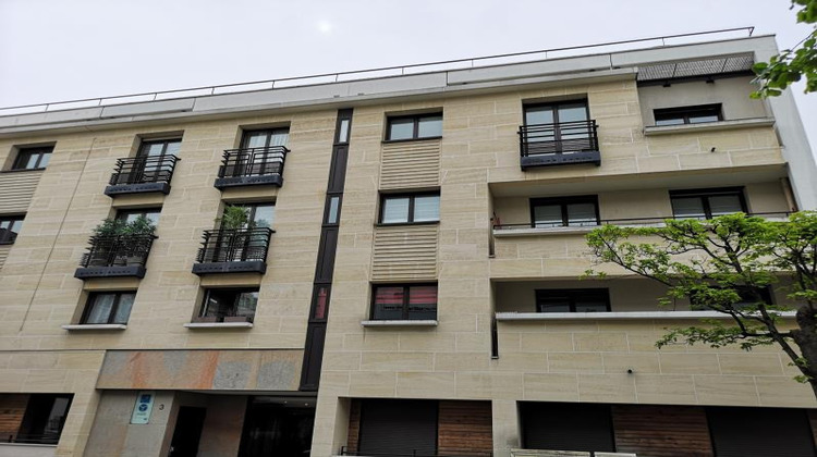 Ma-Cabane - Location Appartement LA GARENNE-COLOMBES, 18 m²