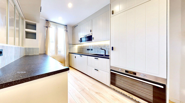 Ma-Cabane - Location Appartement LA GARENNE-COLOMBES, 24 m²