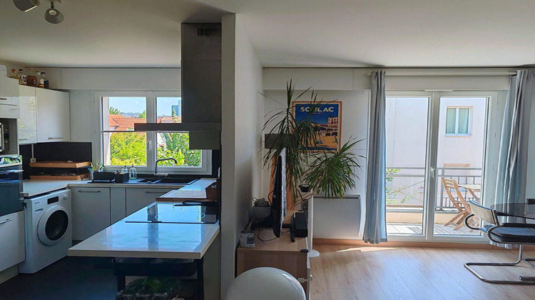 Ma-Cabane - Location Appartement LA GARENNE-COLOMBES, 68 m²