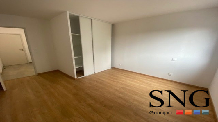 Ma-Cabane - Location Appartement La Gaude, 46 m²