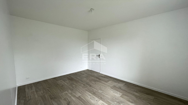 Ma-Cabane - Location Appartement LA GUERCHE-SUR-L'AUBOIS, 58 m²