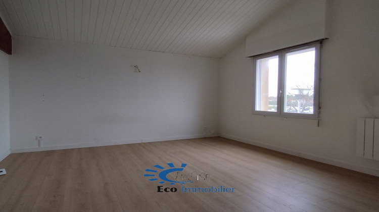 Ma-Cabane - Location Appartement LA JARNE, 96 m²